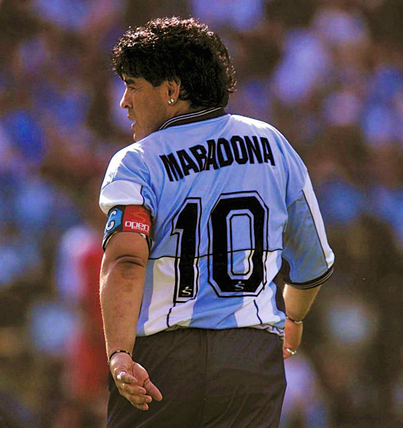 希少 大人気 マラドーナのアルゼンチン代表優勝時の当時のユニホームになります 期間限定 半額以下 Stie Darunnajah Ac Id