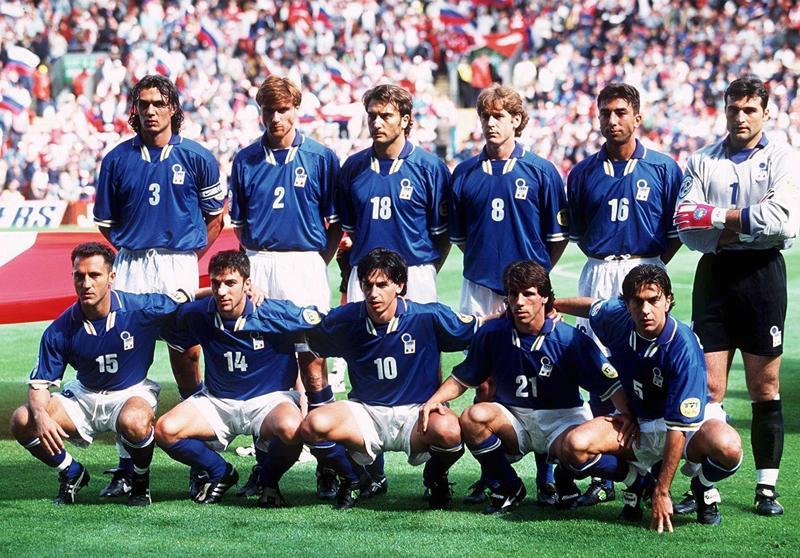 4人の名選手が背負った18番！イタリア代表「1996ホーム」ユニフォーム