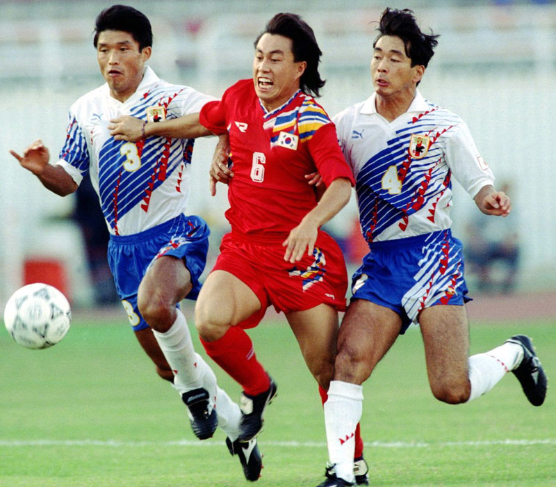 人気海外一番 サッカー日本代表ユニホーム カタール 1993年 sushitai