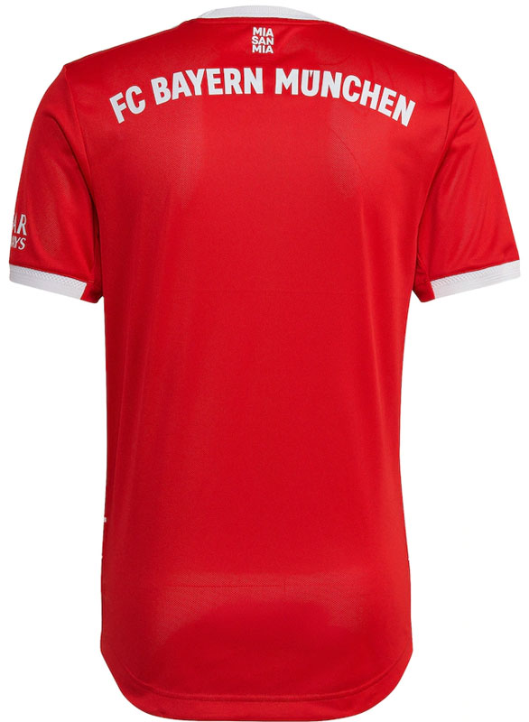 バイエルン、2022-23新ユニフォームを発表！「赤白ボーダー」復活
