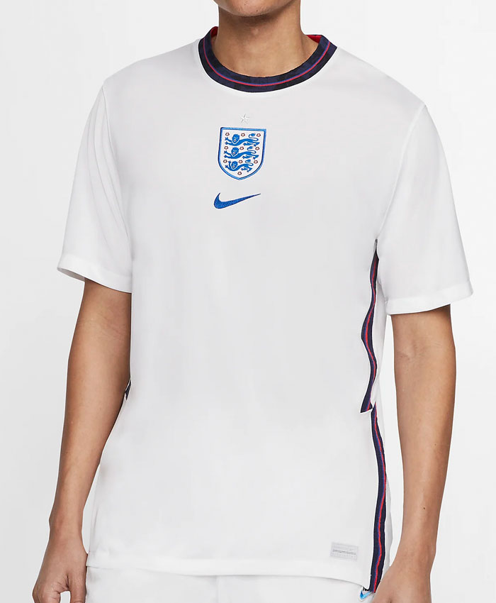 イングランド代表 Euroに向けた新ユニフォーム発表 アウェイは青