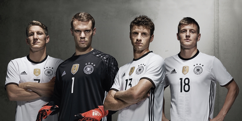 世界王者ドイツ Euro16に向けた新ユニフォームを発表