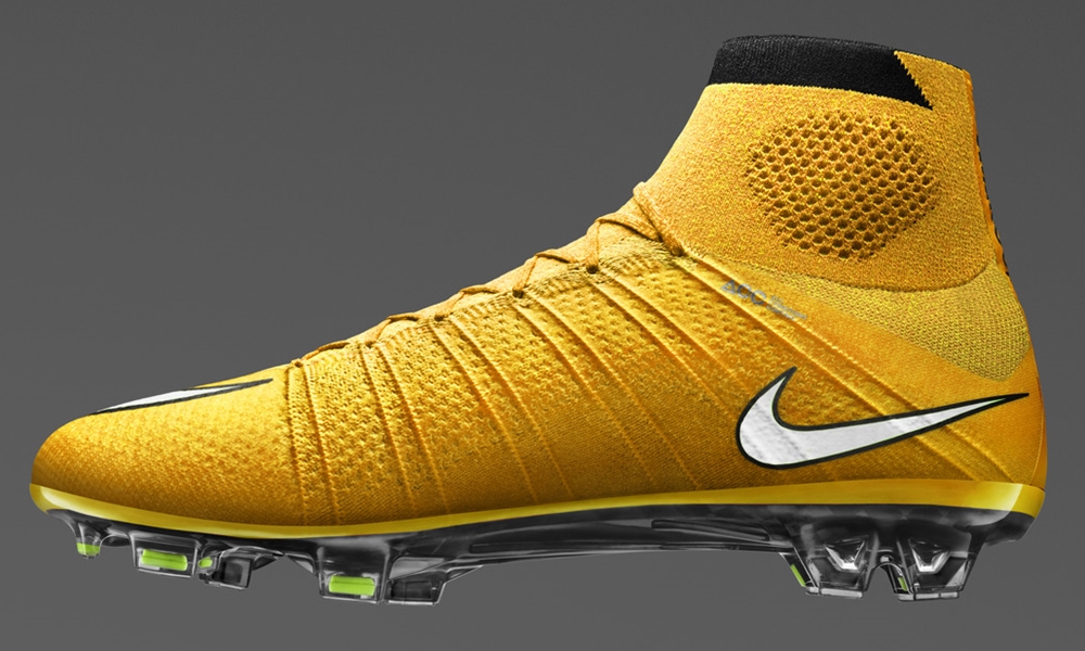 Nikeのサッカースパイク カラフルな14秋の新作 新色が登場