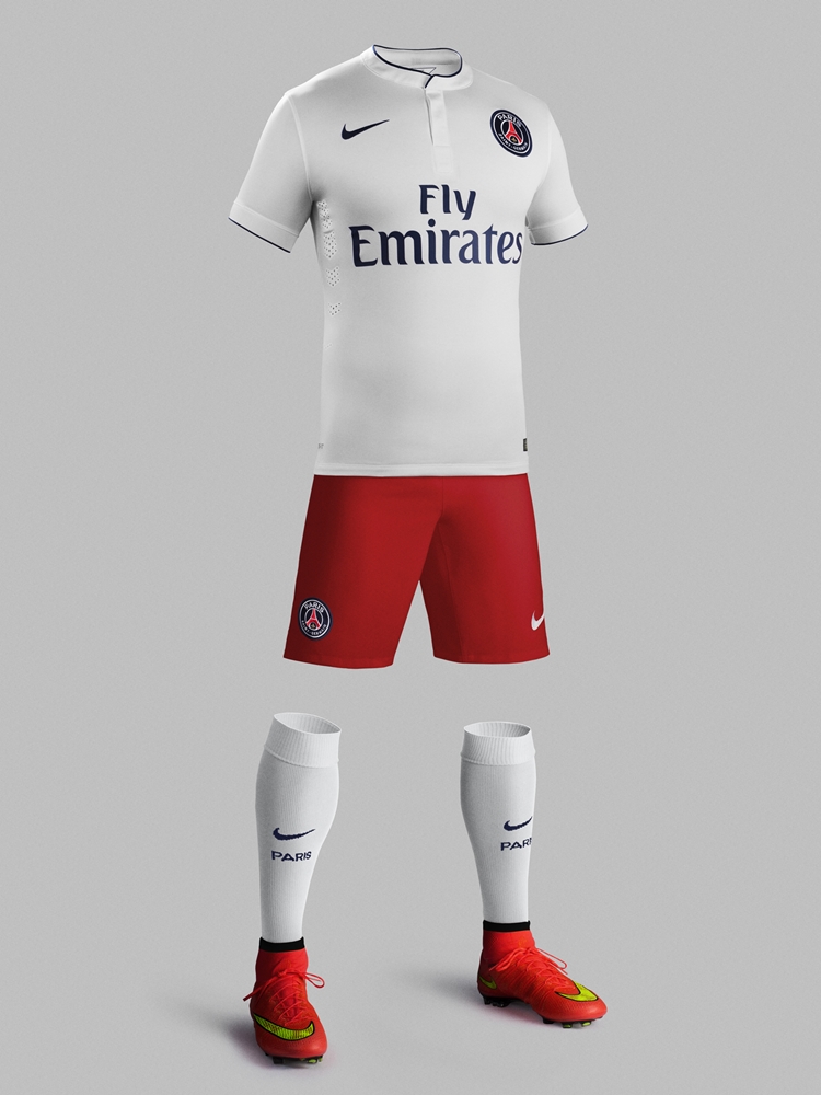 PSG、エレガントな2014-15新アウェイユニフォームを発表