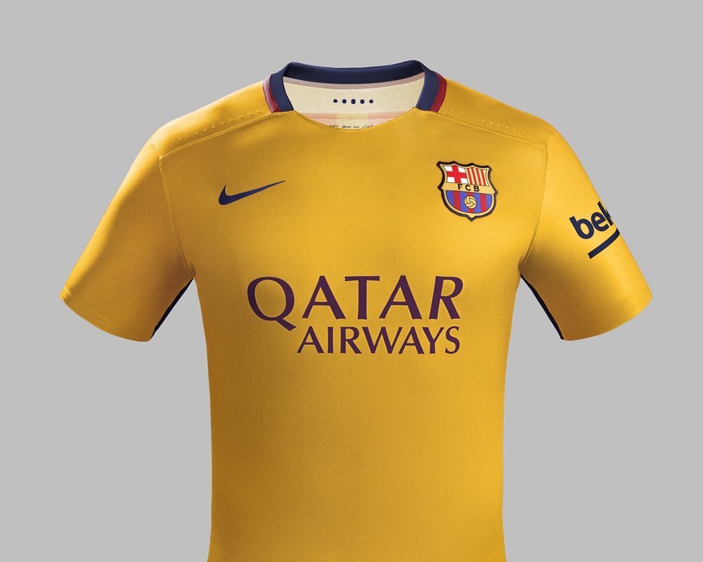 バルセロナ、2015-16新アウェイユニフォームは「セニェーラ」に触発